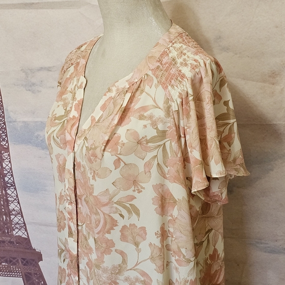 Rose + Olive floral button down blouse sz 1X 🌷 - Picture 3 of 8